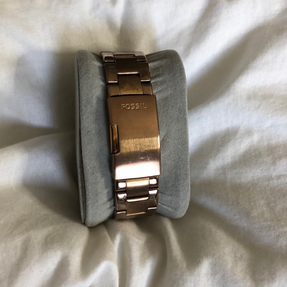 Gold Fossil Watch - Picture 2 of 4